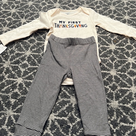 NWT Carters Set - Picture 4 of 4